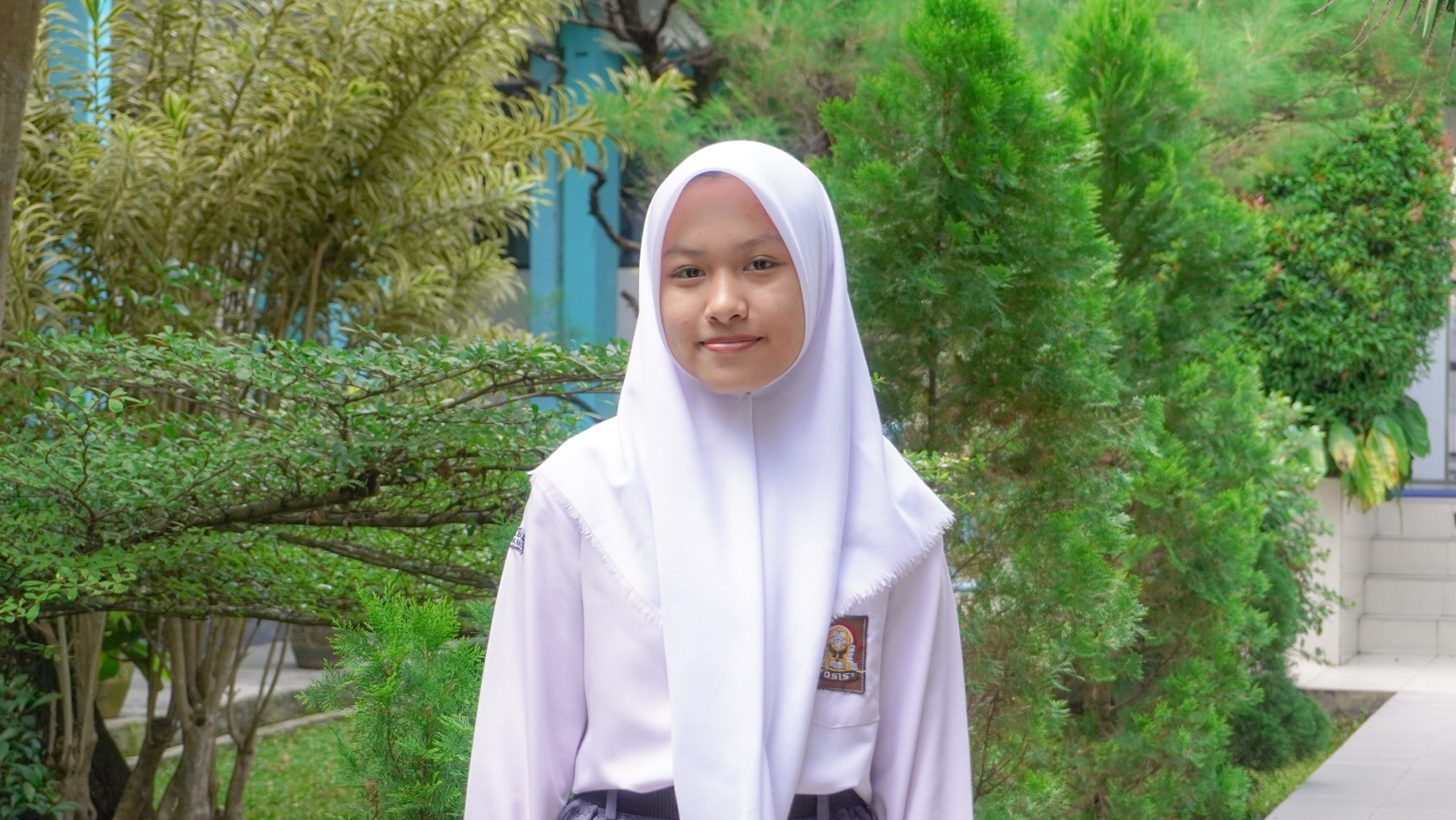 Yuki Awaliyah peringkat 6 KSN kab/kota bidang Kebumian